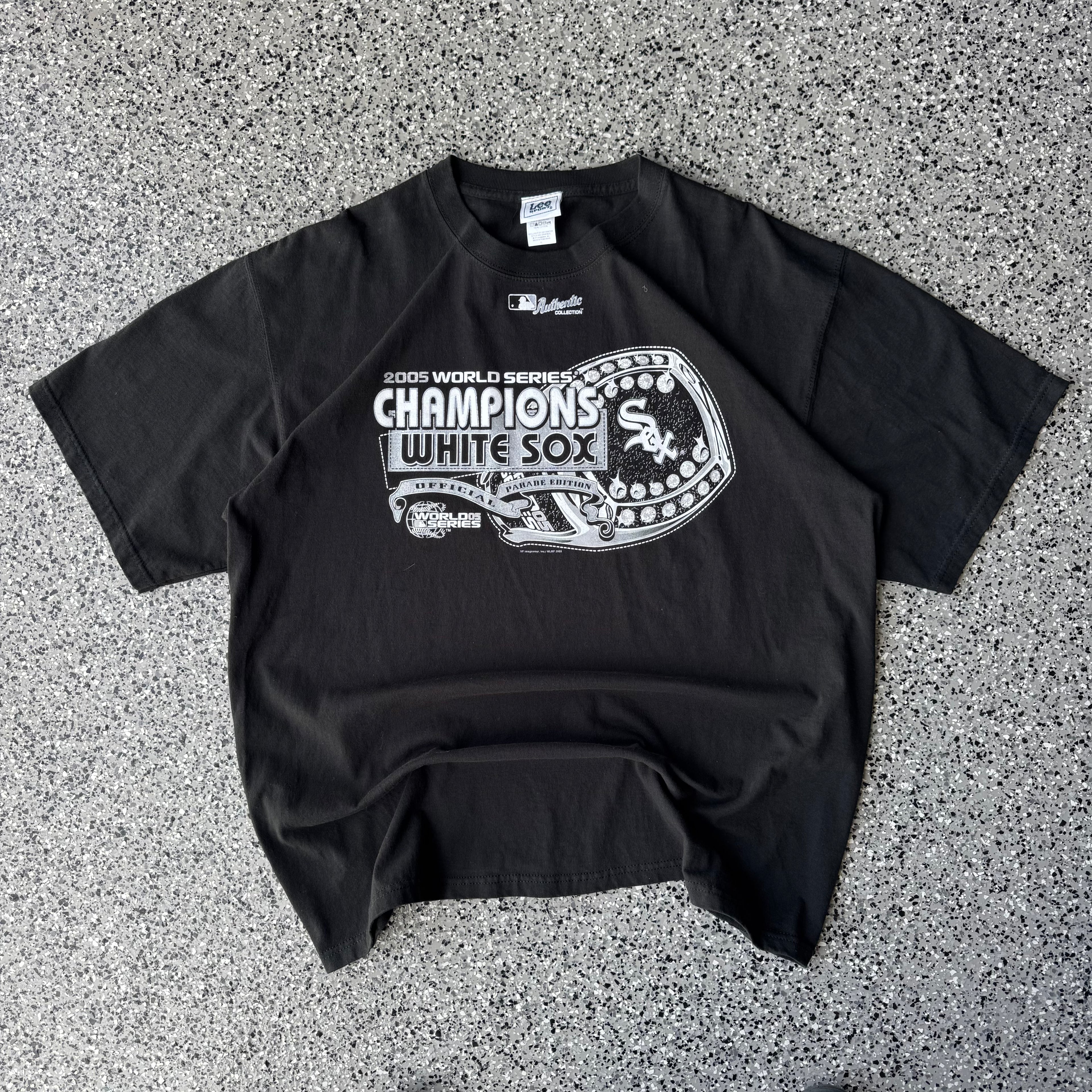 2000s White sox Champions Lee (XL)
