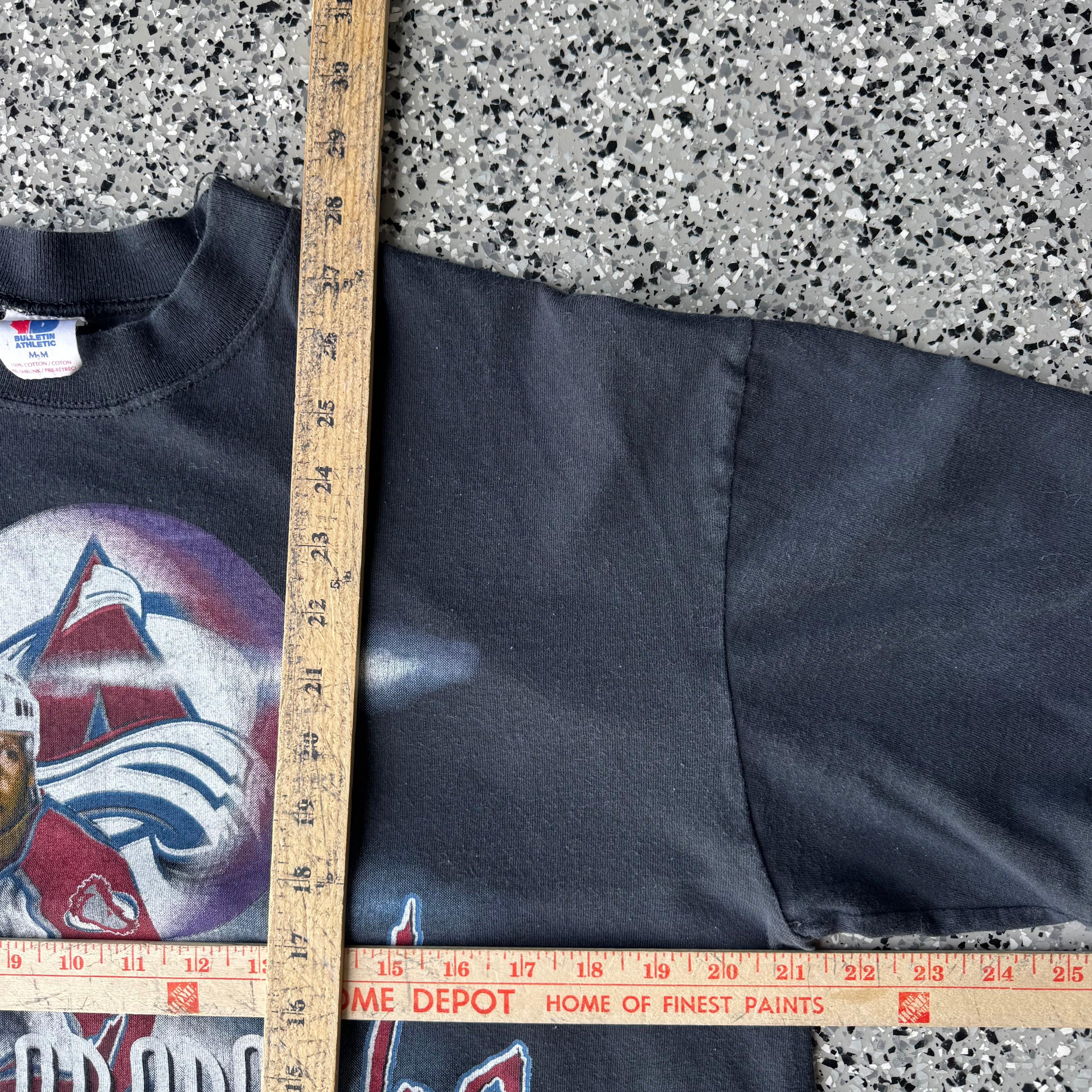 1990s Colorado Avalanche Hockey T-shirt (M)