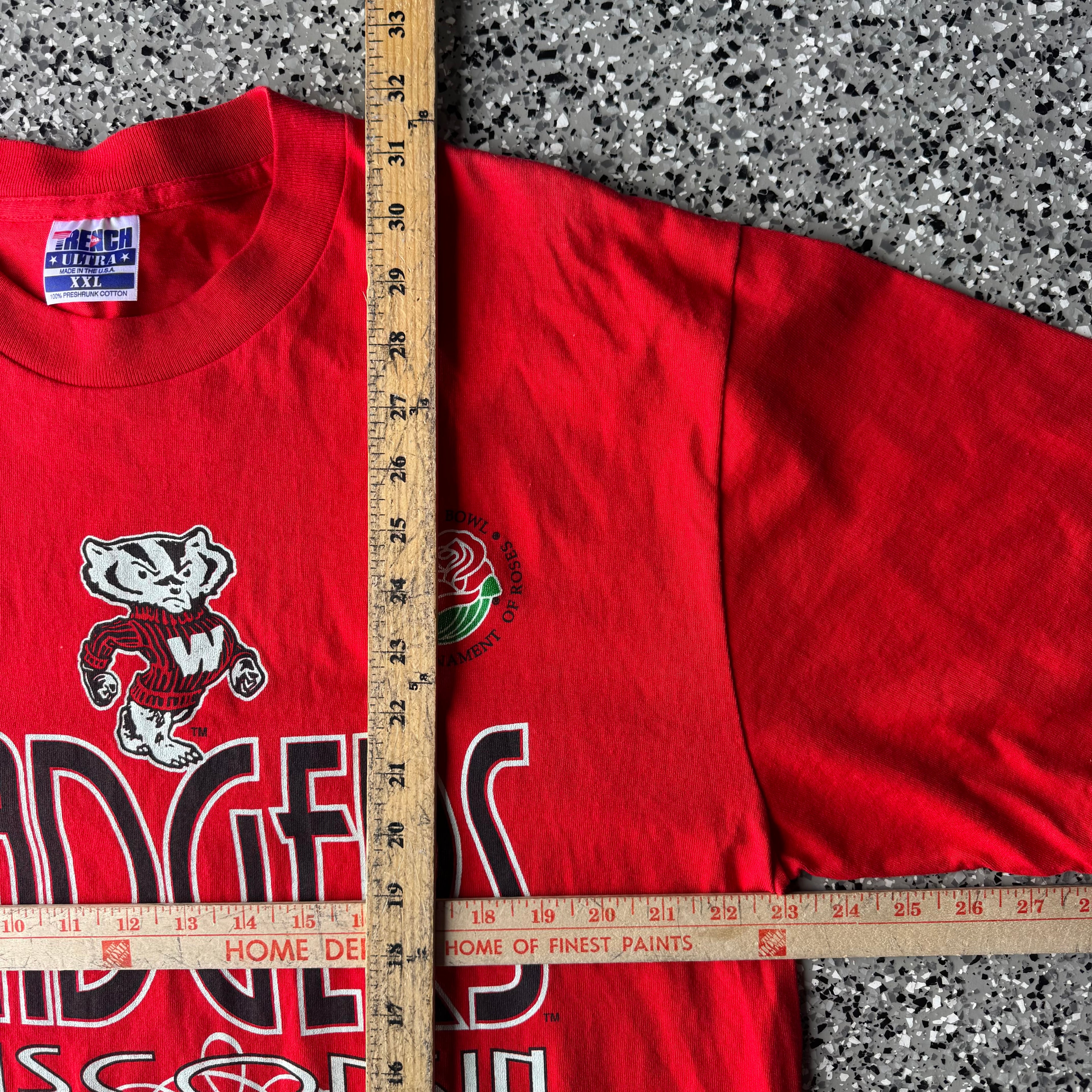 1990s wisconsin Badgers 94’ Champs (XL)