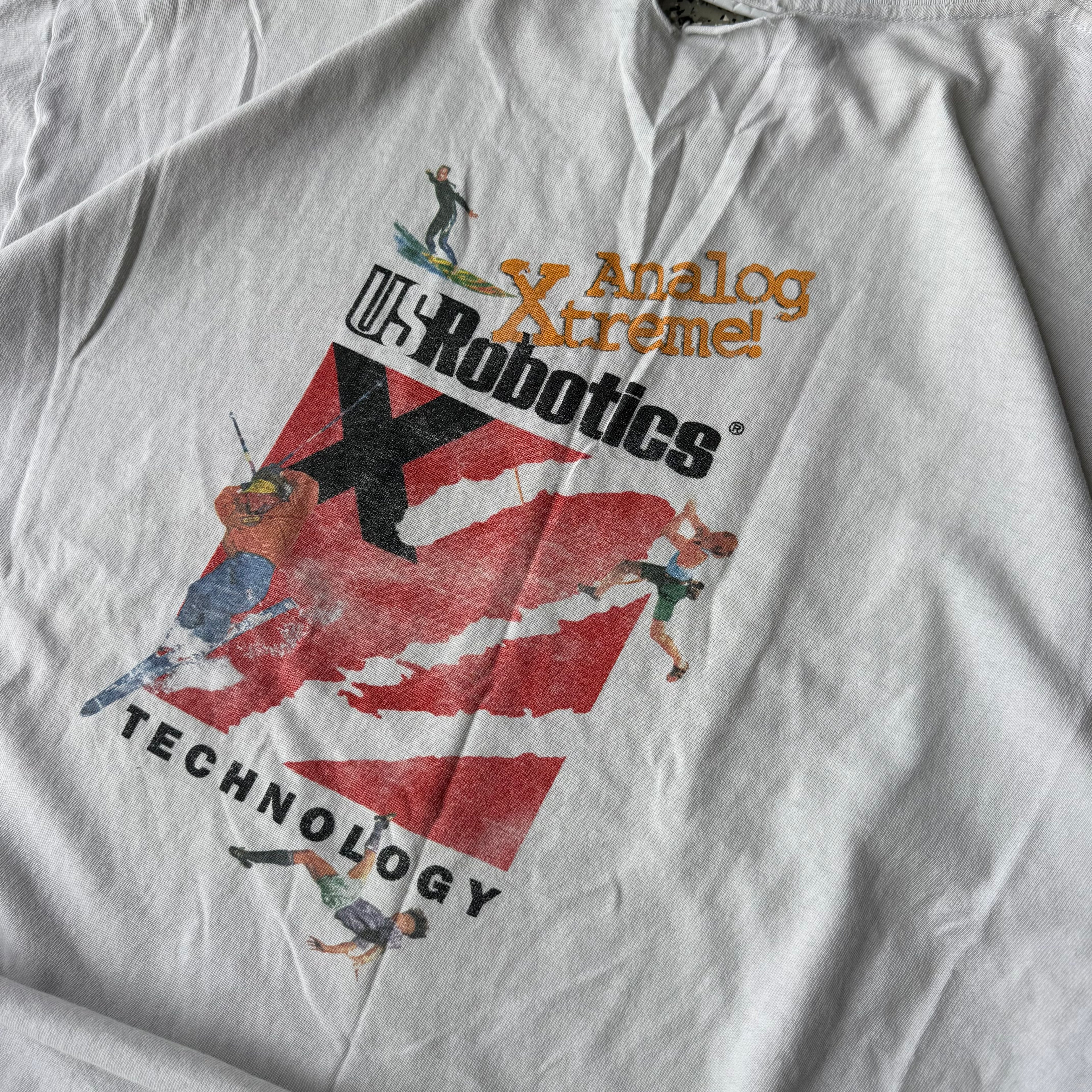 1990s US Robotics Tech Surf-snowboard-outdoor Distressed t-shirt (XL)