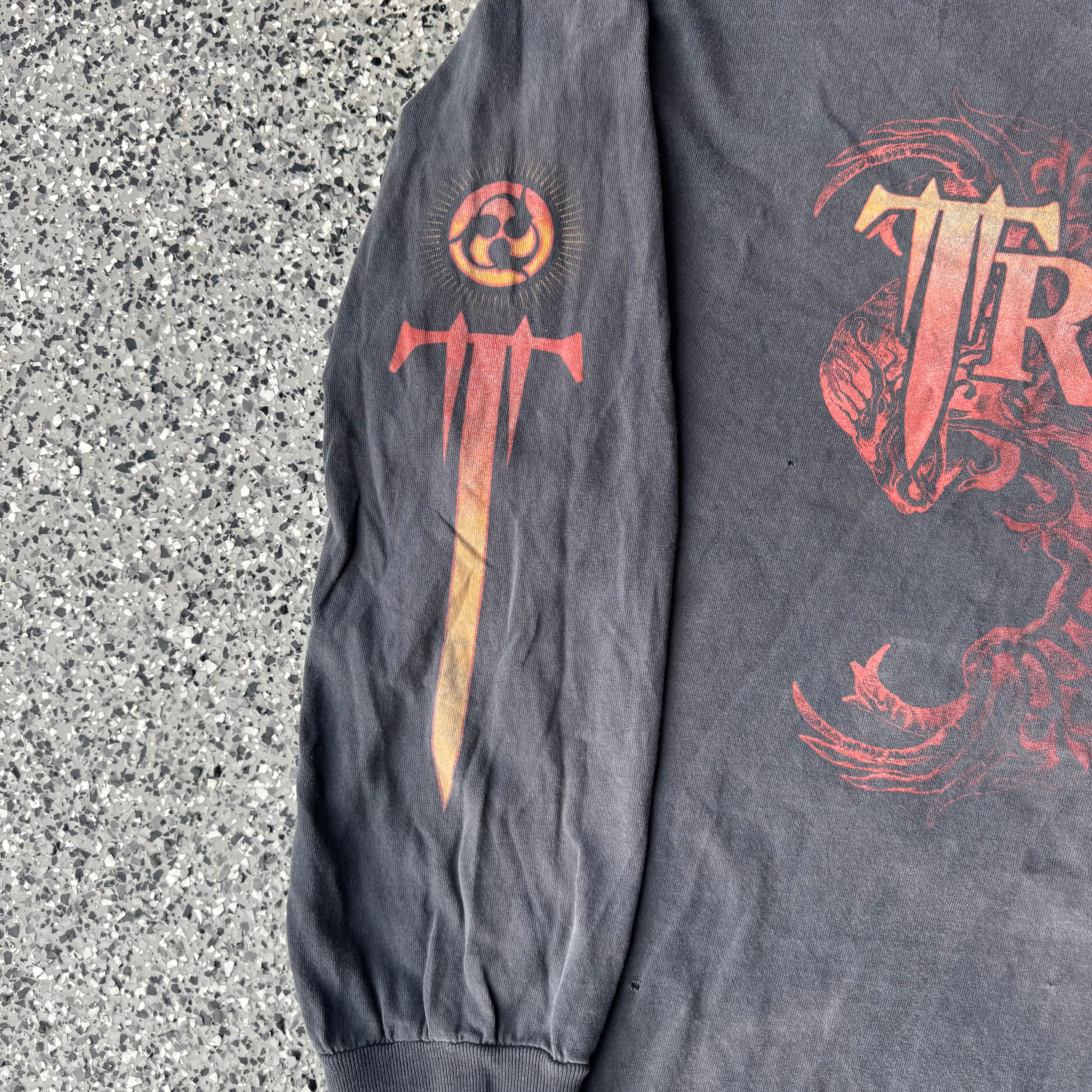 2000s Trivium Metal band L/S