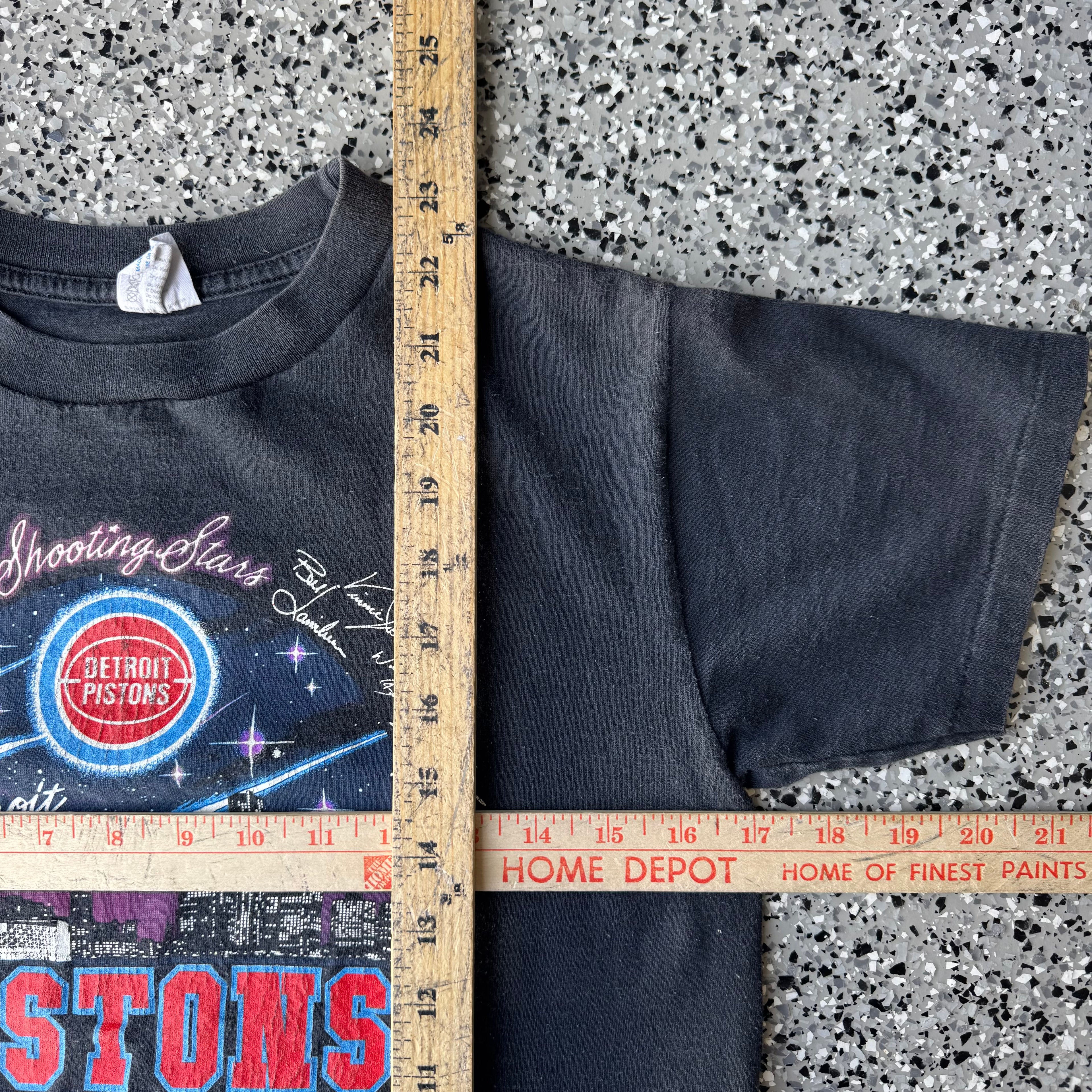 1990s Detroit Pistons Baby T-shirts (xs men’s)