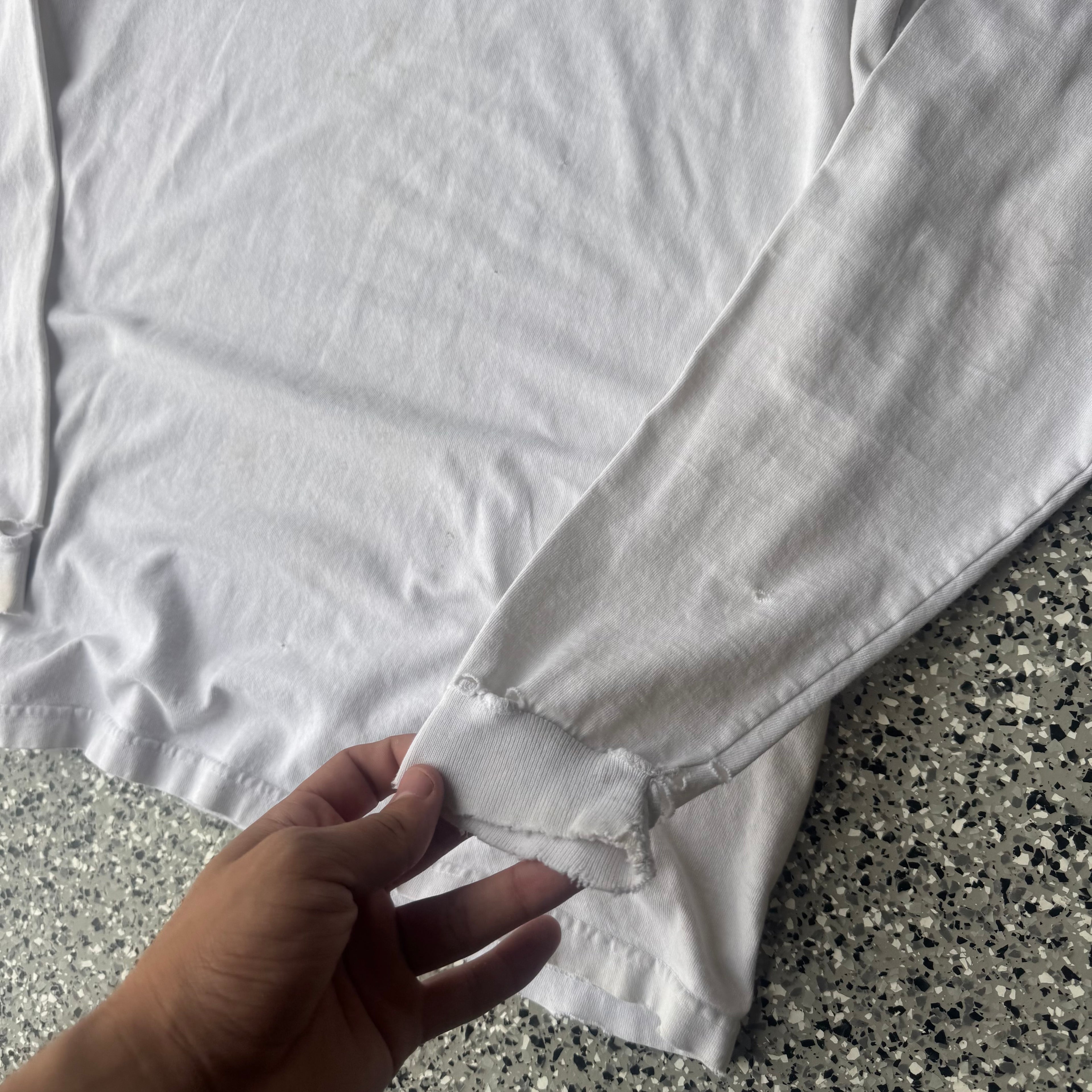 1990s Patagonia Ice snow Distressed t-shirt (S)
