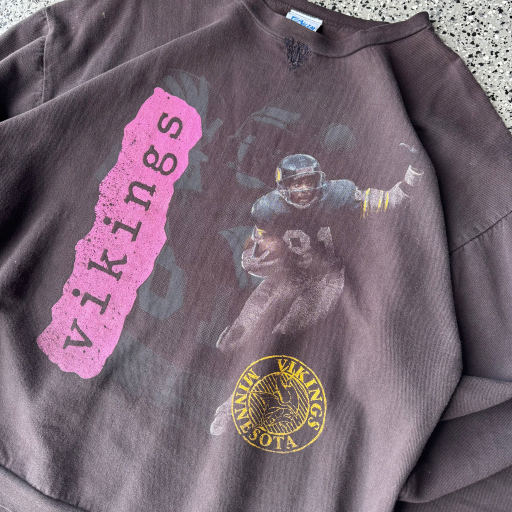 1990s Salem Minnesota Vikings Crewneck Faded and repaired (L)