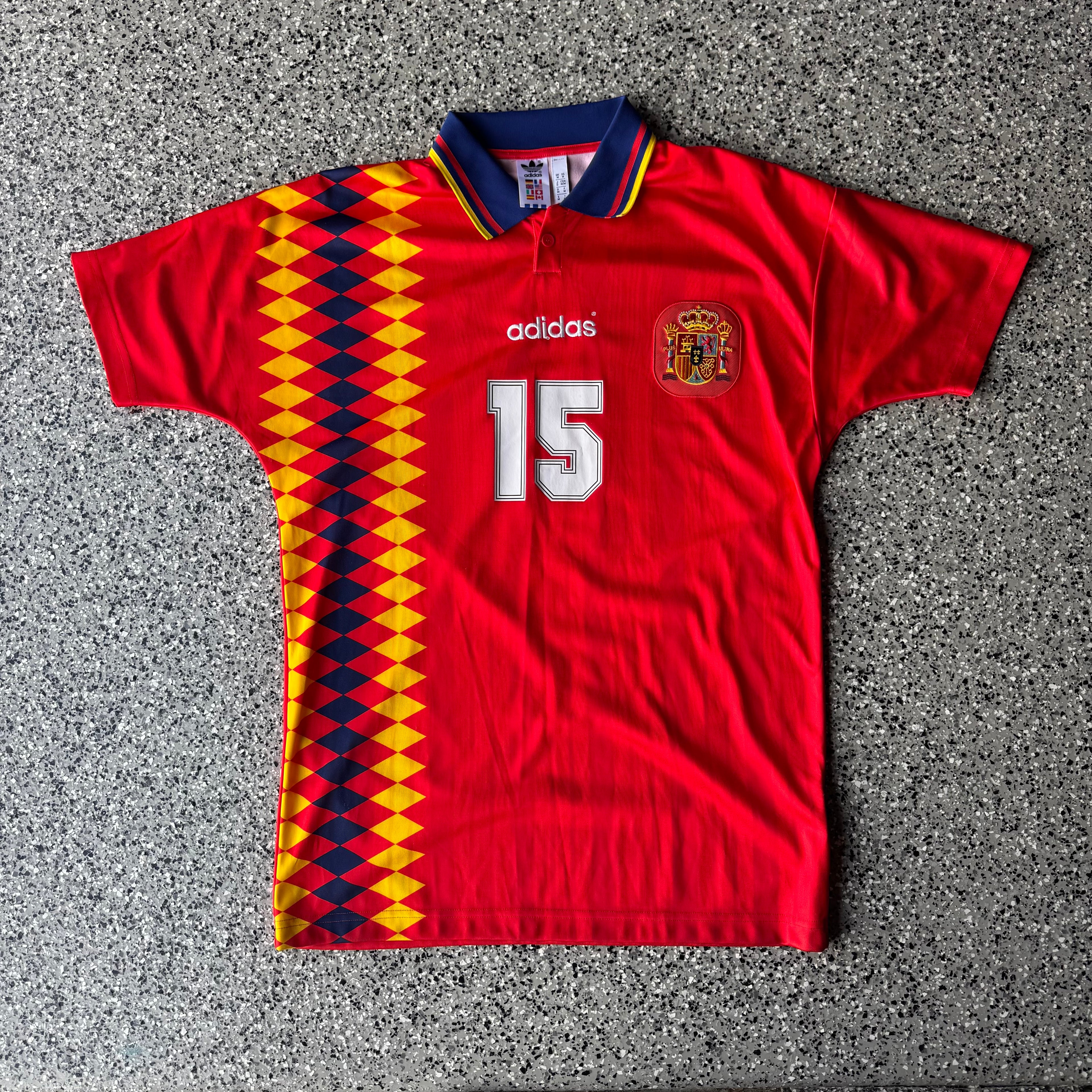 2000s Retro Spain Soccer Jersey (M)