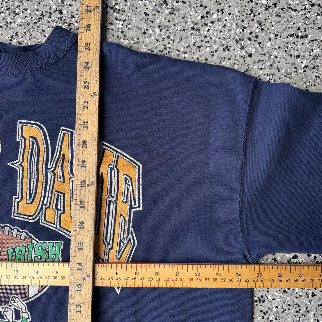 1990s Notre Dame Football “Fighthing Irish” Navy Crewneck