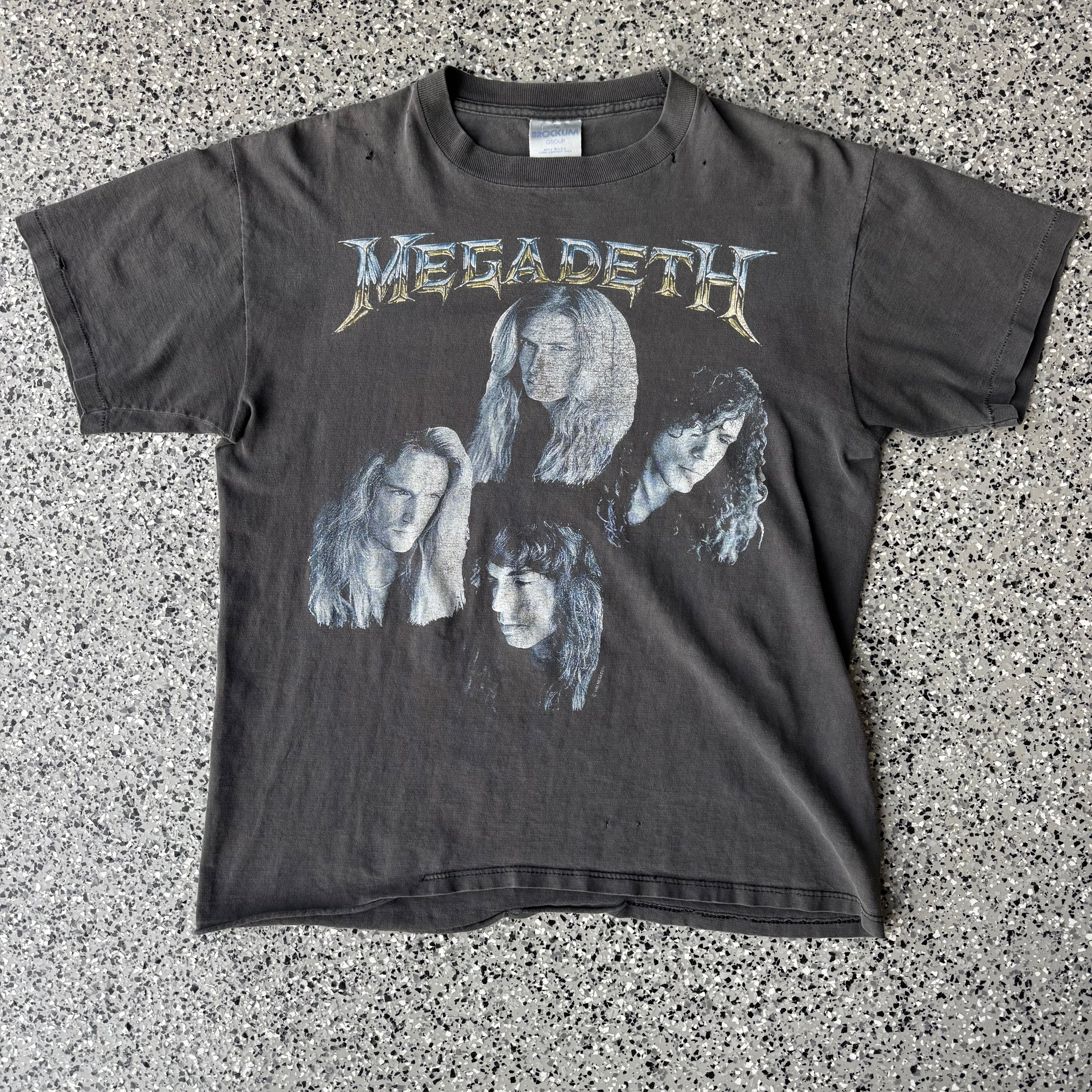 1992 Megadeth “Countdown To Extinction” Faded T-shirt