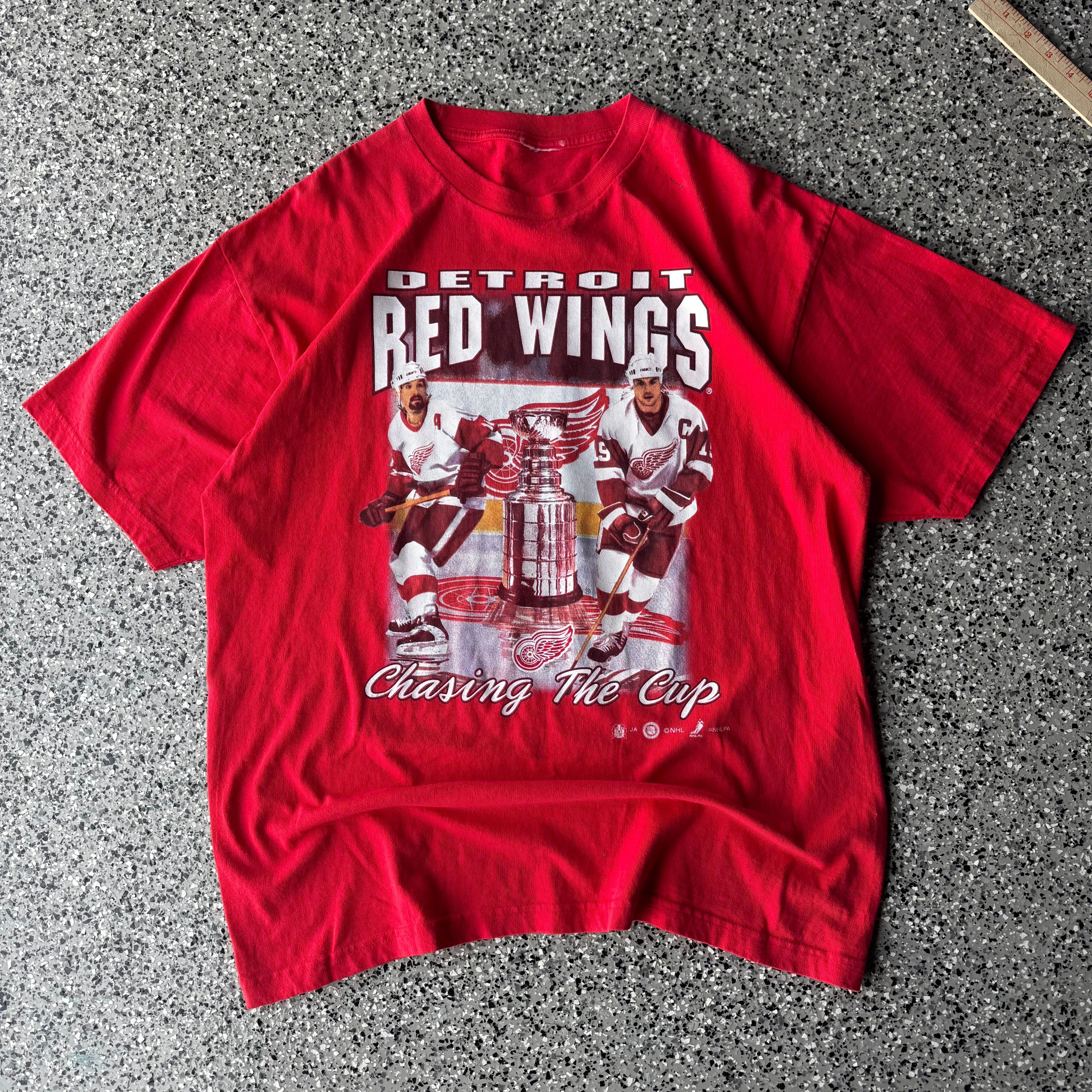 1990s Detroit Red Wings Hockey Red t-shirt (L)