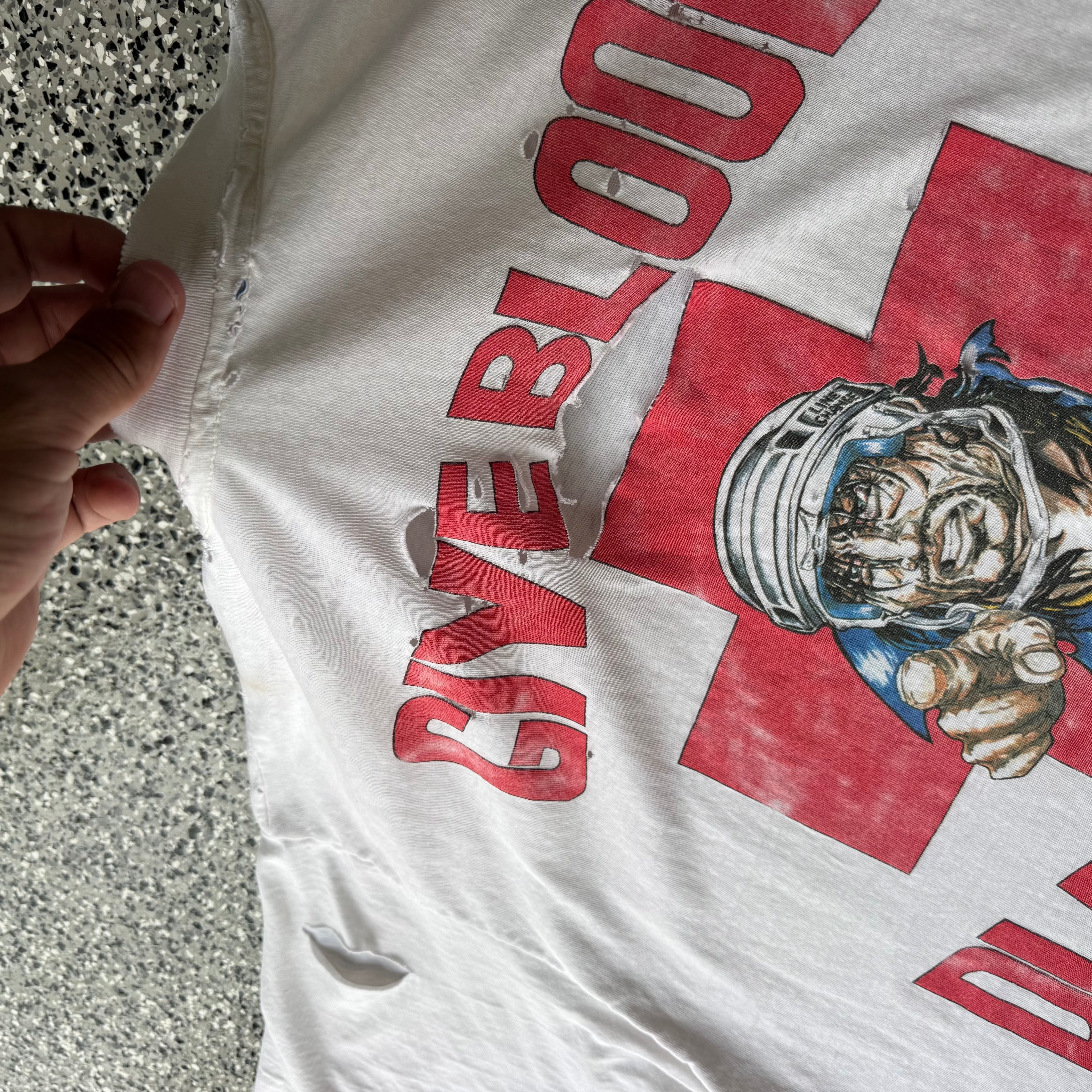 1990s Give Blood Play Hockey Distressed T-shirt (L)