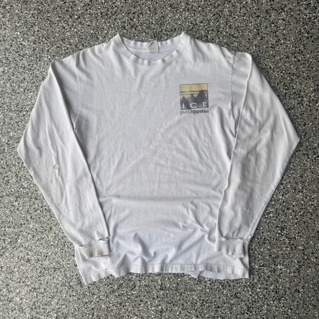 1990s Patagonia Ice snow Distressed t-shirt (S)